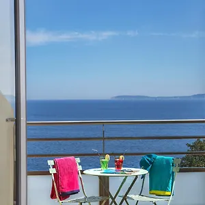 Hotel Hôtel-club Du Domaine D'aiguebelle, Ussim