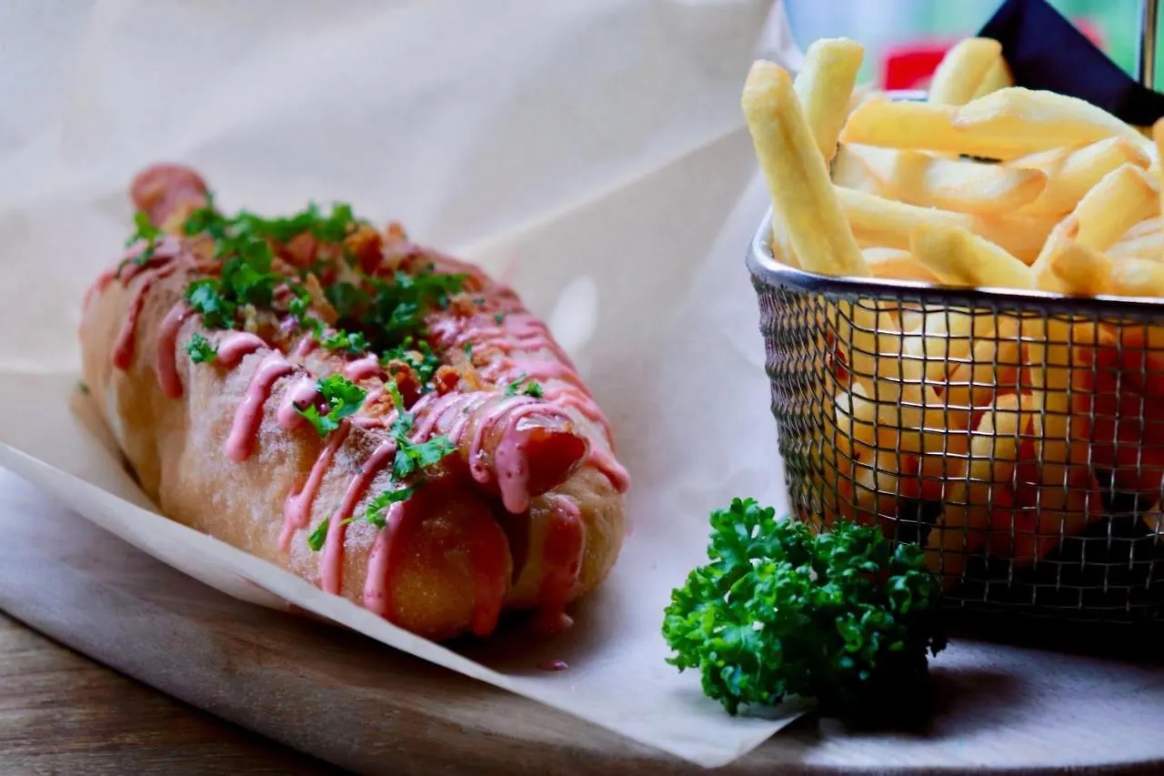 Отель Moxy Tokyo Kinshicho Япония