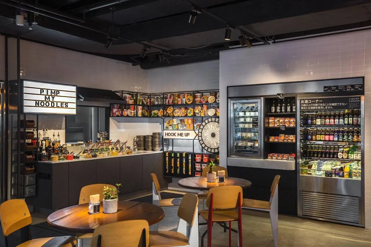 Отель Moxy Tokyo Kinshicho