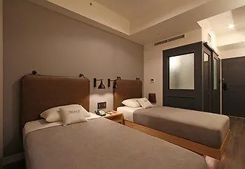 Отель Moxy Tokyo Kinshicho